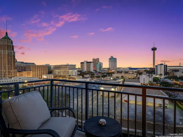 230 Dwyer Ave #803, San Antonio, TX 78204