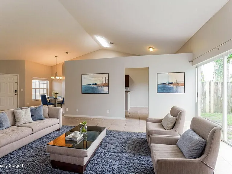 180 Heatherwood Dr — Photo 5
