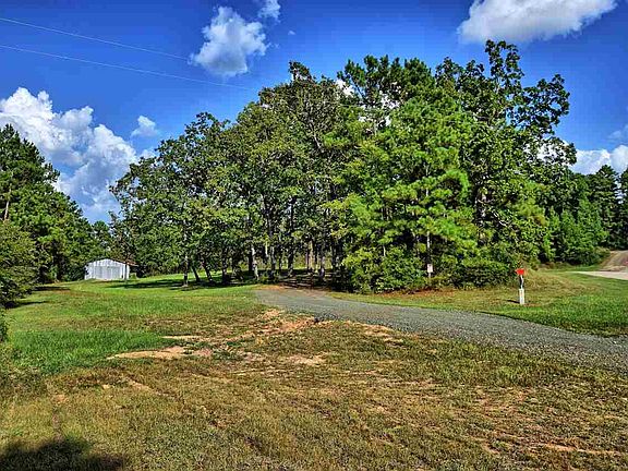 2nd image of Hickory Hill Dr