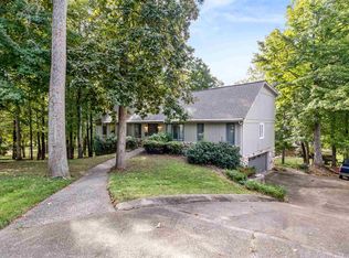 5733 Woodlawn Dr, Newburgh, IN 47630