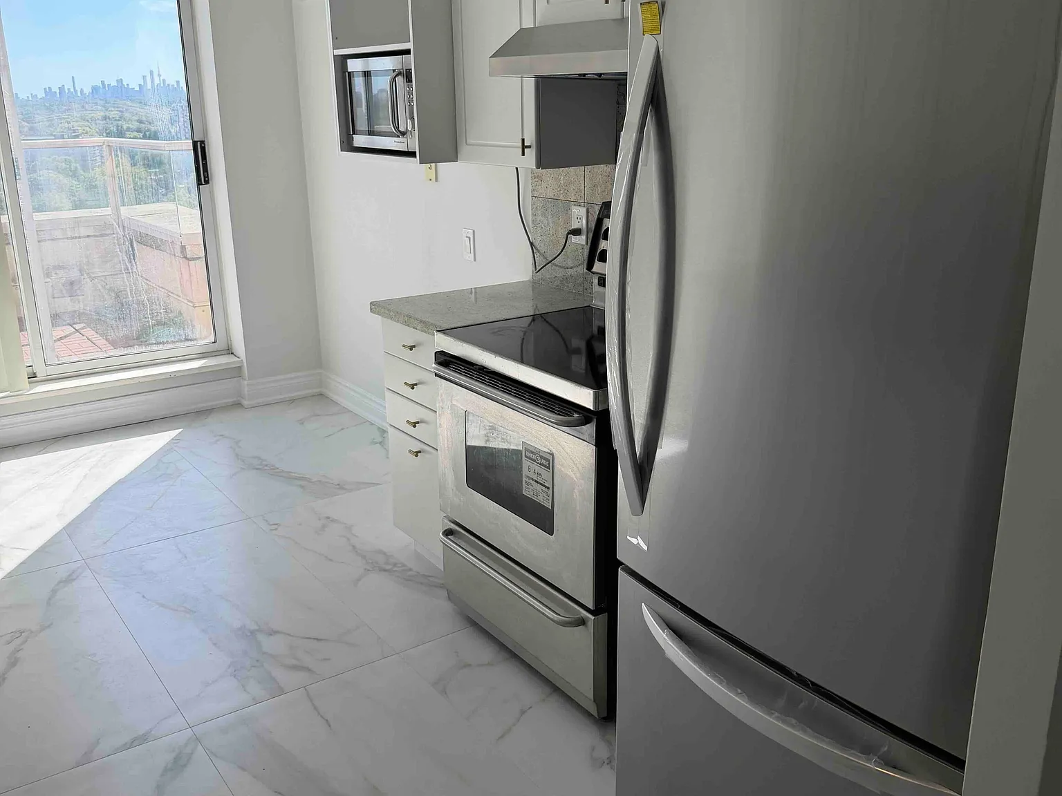 3 bed, $4,800 — Photo 4