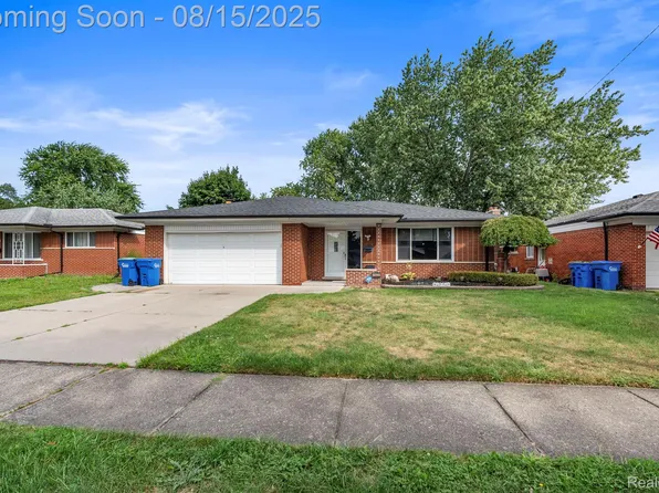4629 Red Maple Dr, Warren, MI 48092