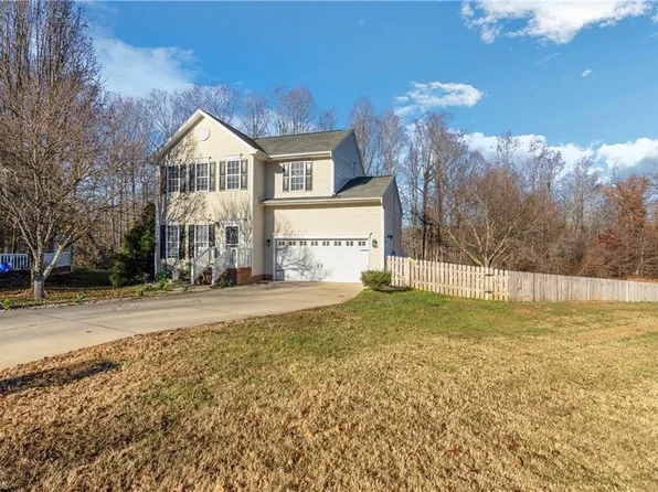 571 Rockbridge Dr, Kernersville, NC 27284
