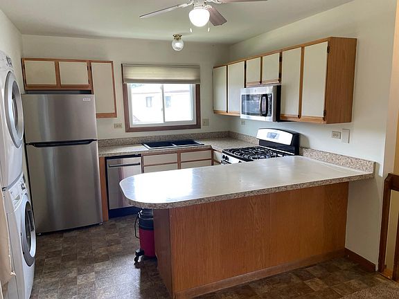 3rd image of 693 Rosner Dr