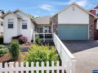 907 Eisenhower Dr NW, Salem, OR