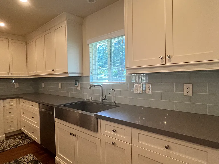 55 W Arthur Ave — Photo 18