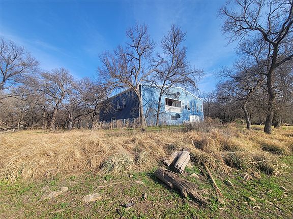 4th image of 2371 Live Oak Dr