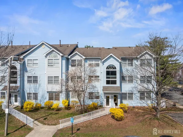 210 Edpas Rd, New Brunswick, NJ 08901