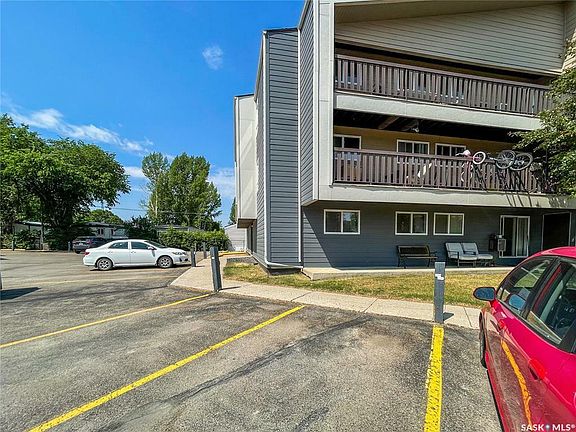 3rd image of 425 115th St E #1133