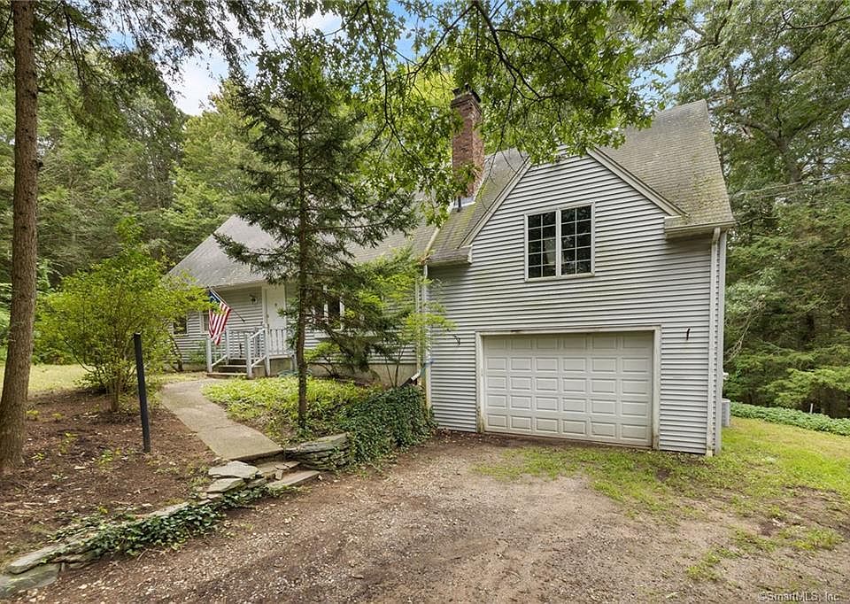 227 N Moodus Rd E, Moodus, CT 06469 | Zillow