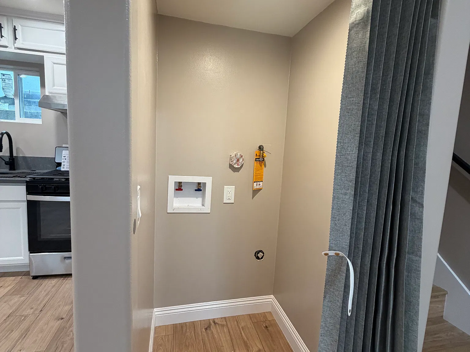 3 bed, 1200 sqft, $3,500 — Photo 4