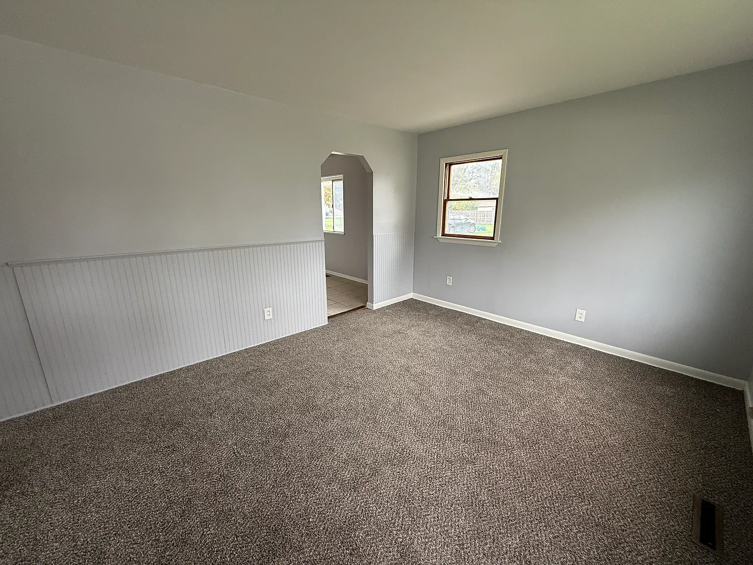 4 bed, 870 sqft, $1,450 — Photo 4