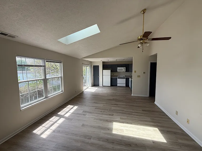 2809 Horizon Dr — Photo 9