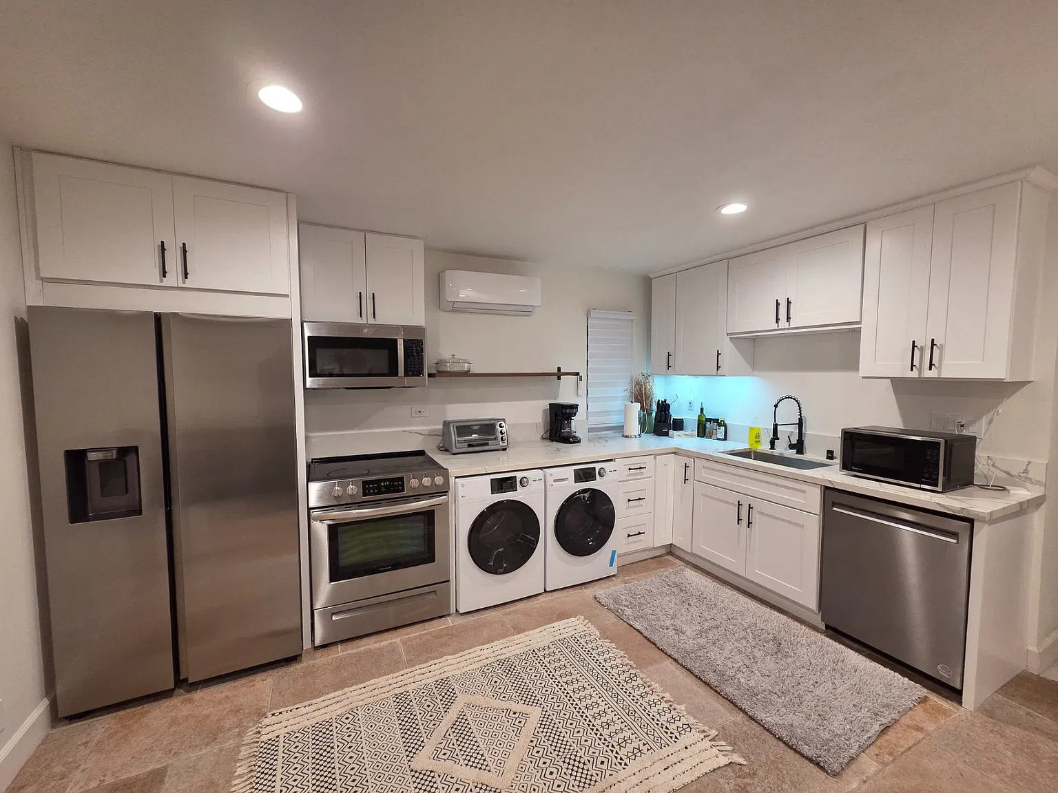 2 bed, 920 sqft, $3,600 — Photo 4