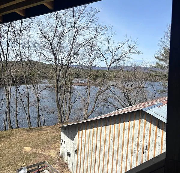 615 Bean 2nd Floor Moultonborough Ave #2ND FLOOR — Photo 5
