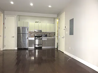 Rented by Rennit Inc.