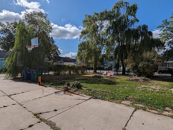 4th image of 339 East St Unit 1