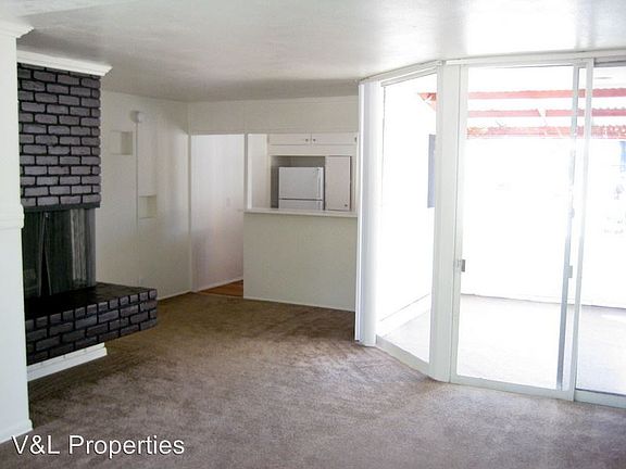 3rd image of 10341 Bellwood Ave APT 12