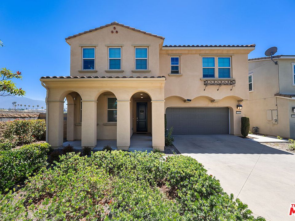 1st image of 1640 Santa Fe Pl