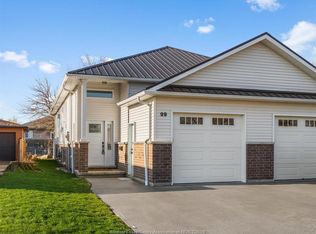 99 Gladstone Ave, Kingsville, ON