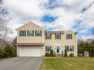 6 Audubon Ln, Hope, RI 02831