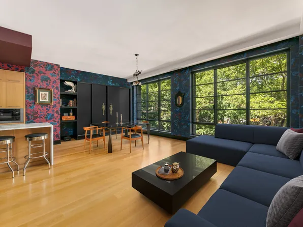 204 Forsythe Street image 1 of 8