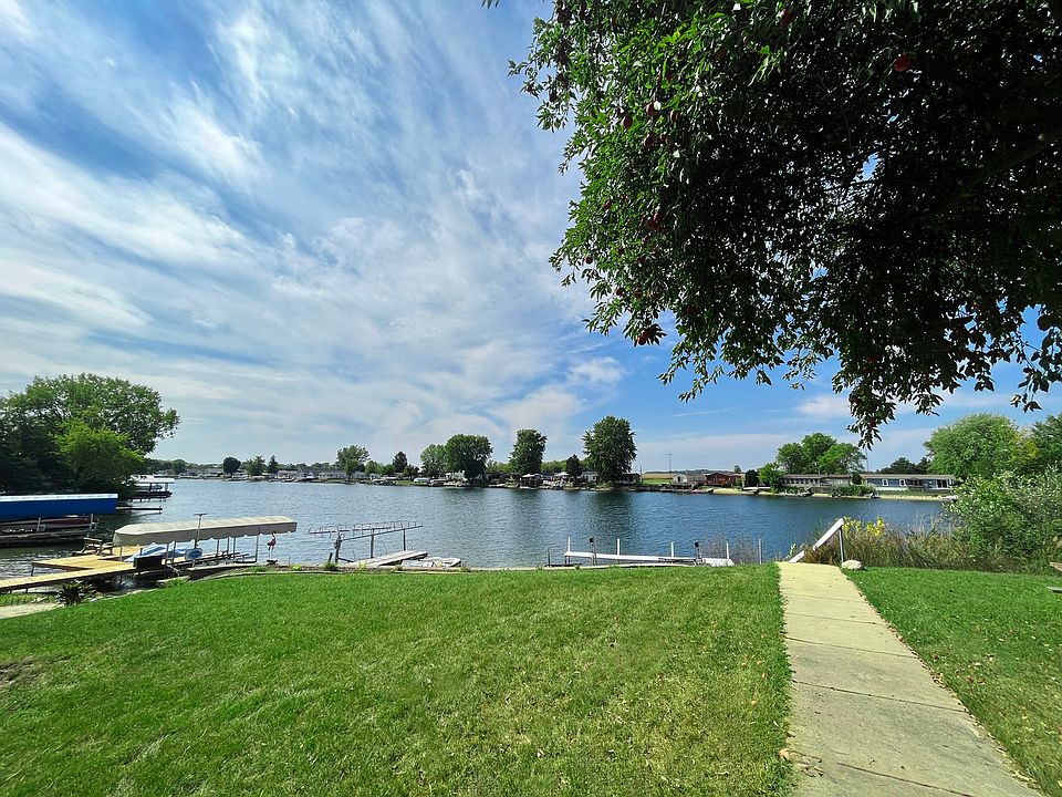 61 Lloyd St, Reddick, IL 60961 Zillow