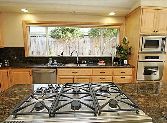 5th image of 10182 Rookwood Dr