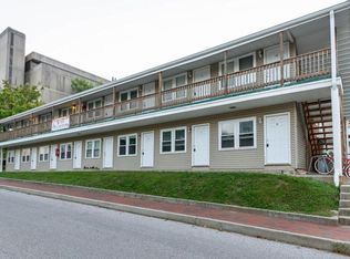 Hunter, Bloomington, IN 47401