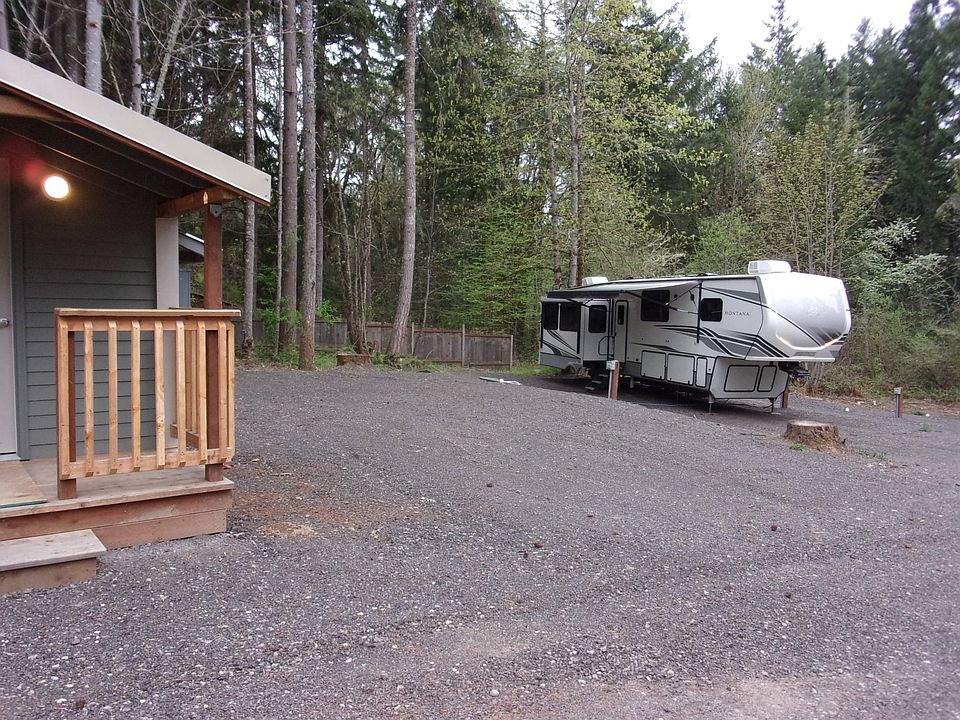 2nd image of 11237 Clark Rd SE #1