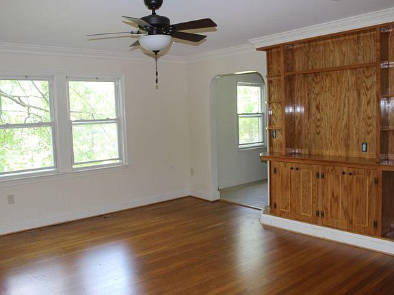 5th image of 4800 9th St N APT 1