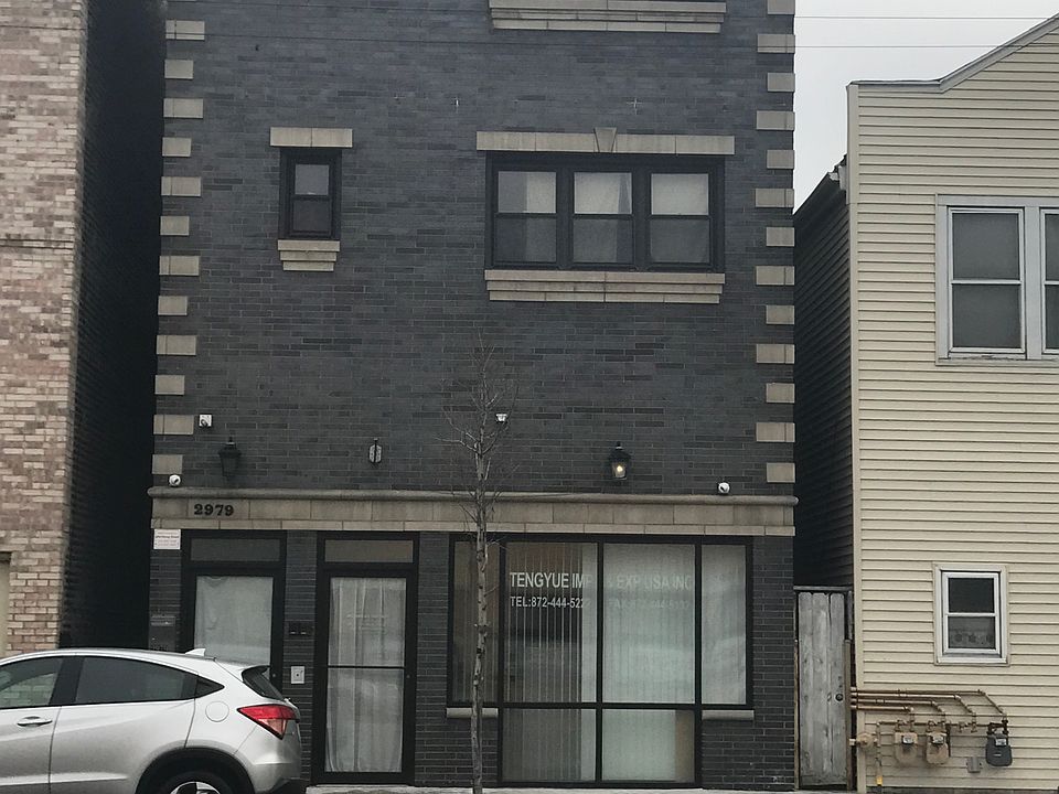 1st image of 2979 S Archer Ave Unit 1