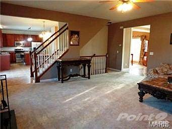 3rd image of 802 Linville Ct