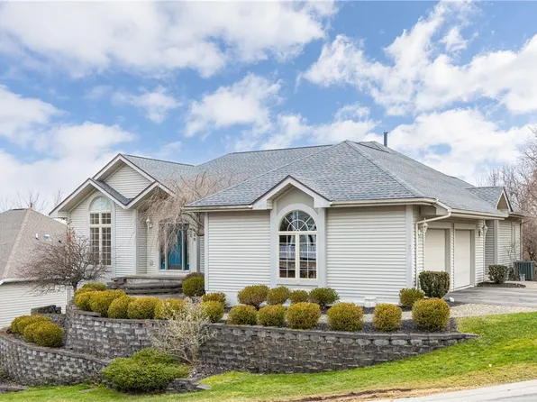 220 Bayhill Ln, Rochester, NY 14609