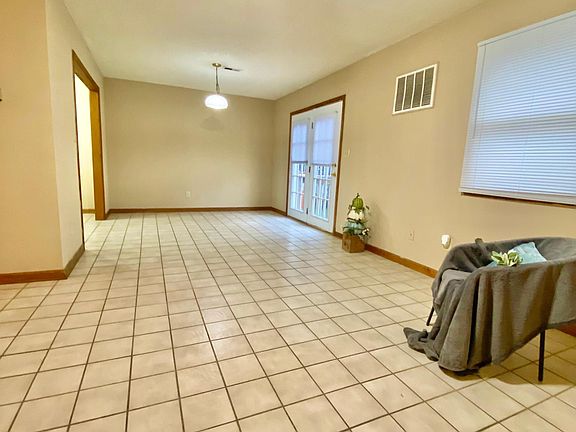 5th image of 103 Mountain View Dr #26