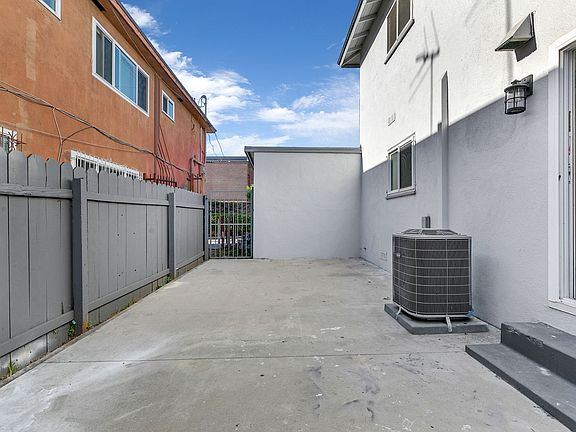 5th image of 10107 England Ave APT 3