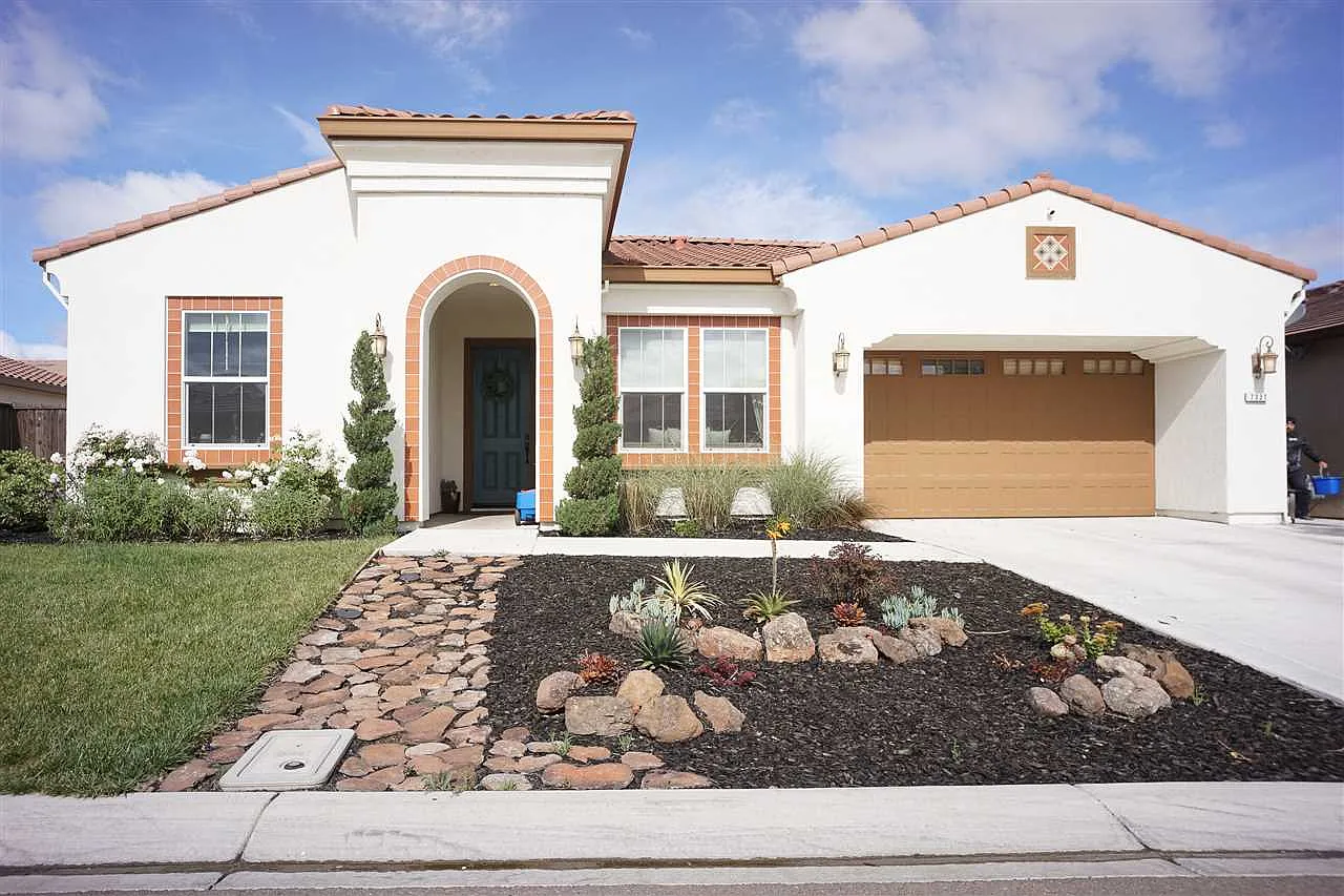 7331 Bay Harbor Way photo 1