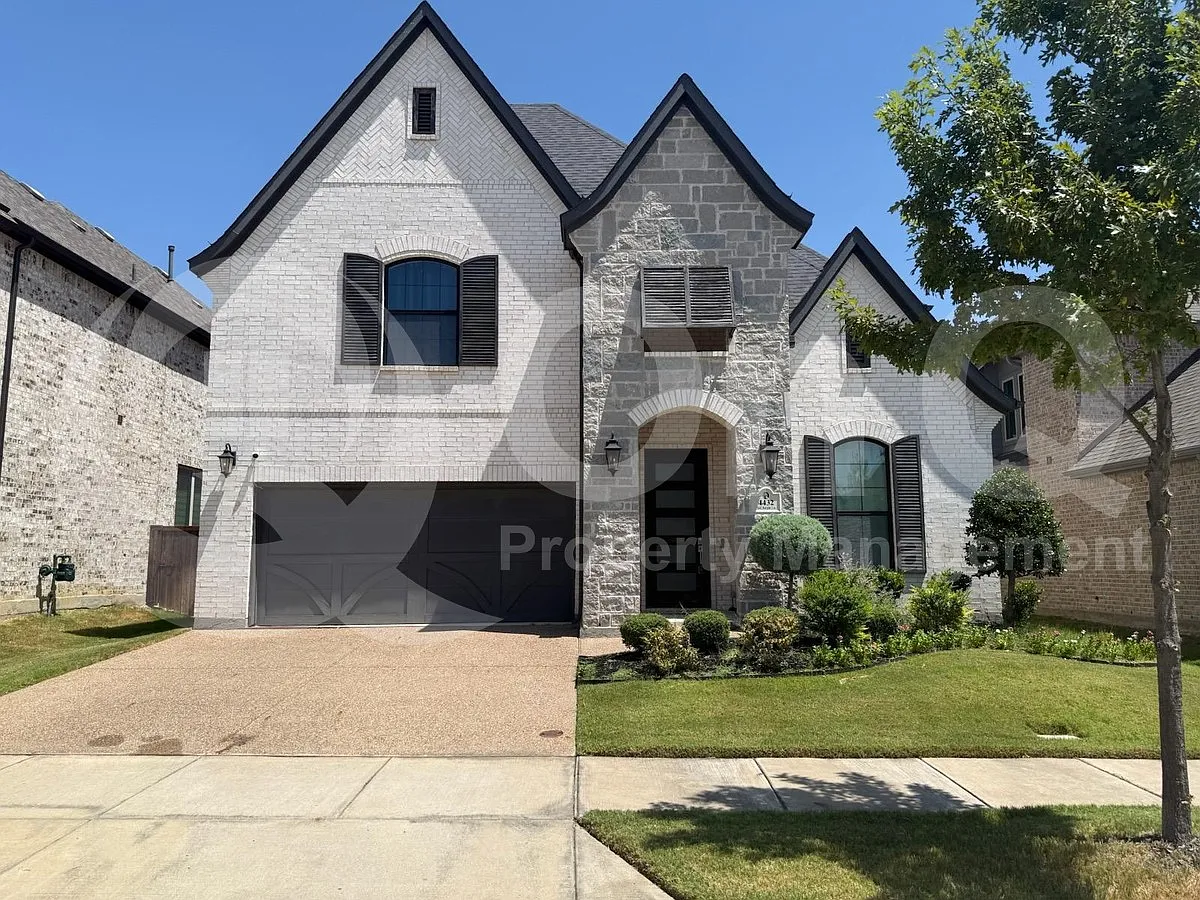 5 bed, 4.0 bath, 4038 sqft, $4,695 — Photo 1