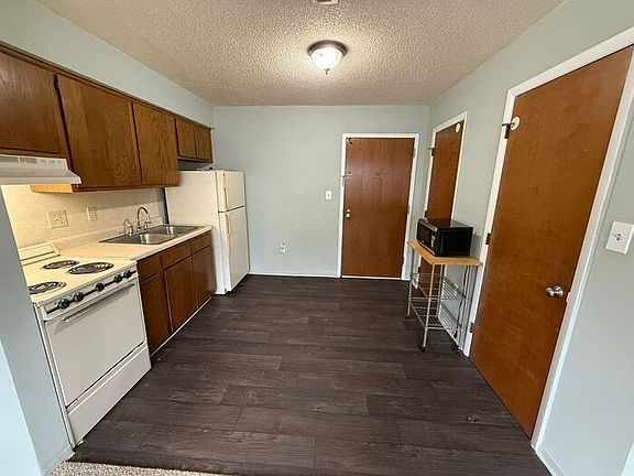 5th image of 4700 Westgrove St APT 403