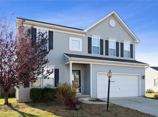 6288 Greenview Trl, North Ridgeville, OH 44039