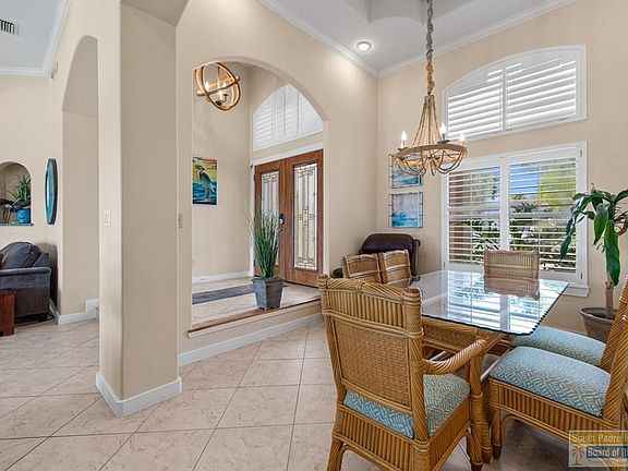 5th image of 22 Laguna Madre Dr