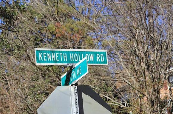 2nd image of Kenneth Hollow Rd