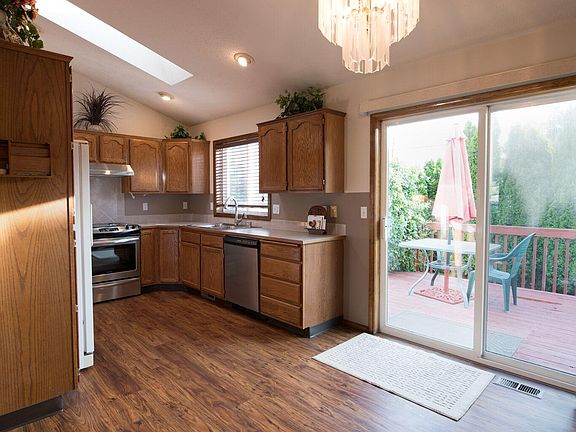 3rd image of 4405 N Morrow Ct