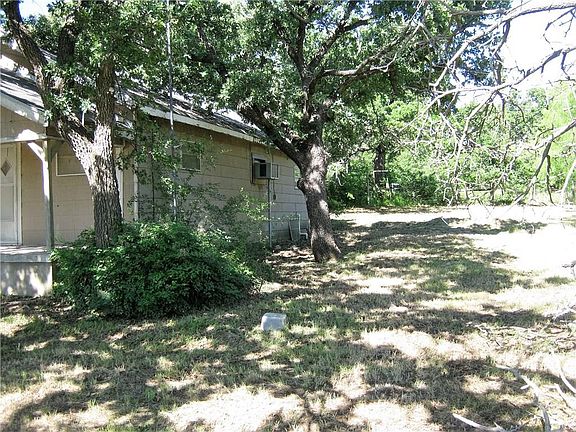 4th image of 202 County Road 334