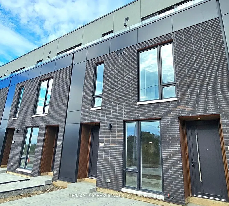 230 Ellis Ave