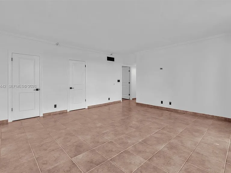 19355 Turnberry Way #3J — Photo 15