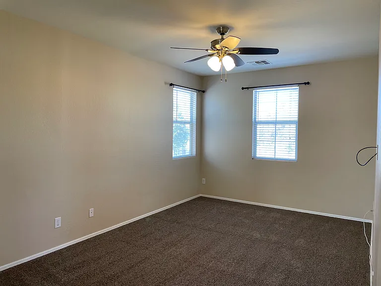 5217 W Fulton St — Photo 13
