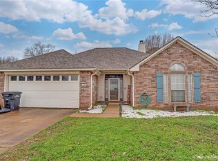 7704 Creekwood Ln, Haughton, LA 71037