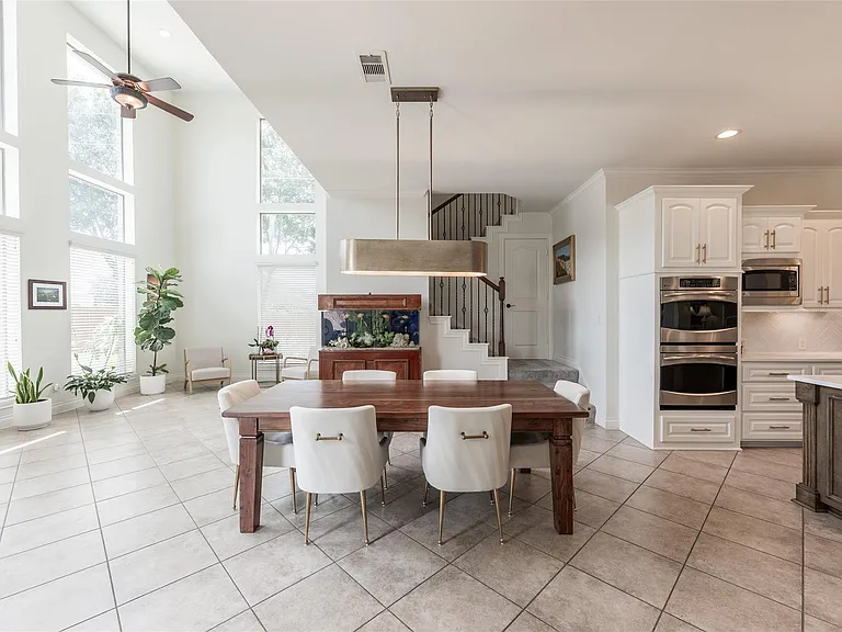 2447 Monarch Terrace Dr — Photo 17