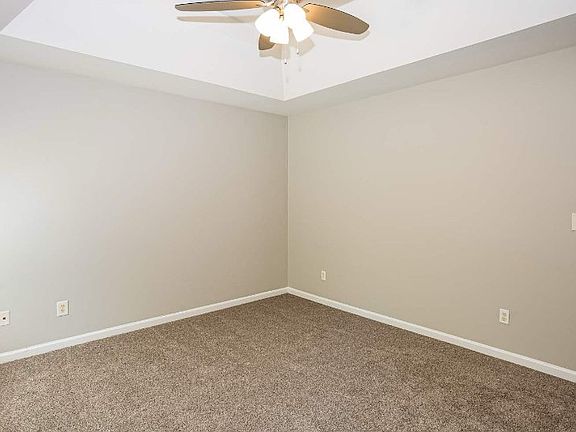 3rd image of 10527 Red Orchid Dr